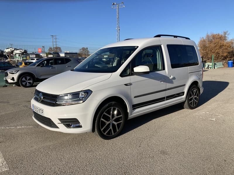 Volkswagen Caddy • 2019 • 86,509 km 1