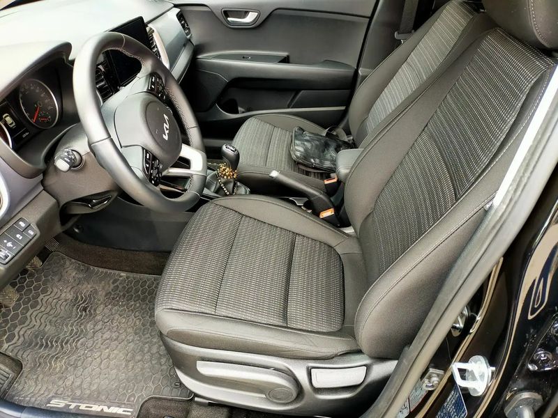 Kia Soul • 2022 • 12,350 km 8