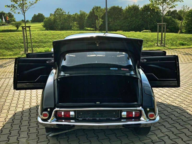 Citroën DS3 • 1968 • 90,786 km 15