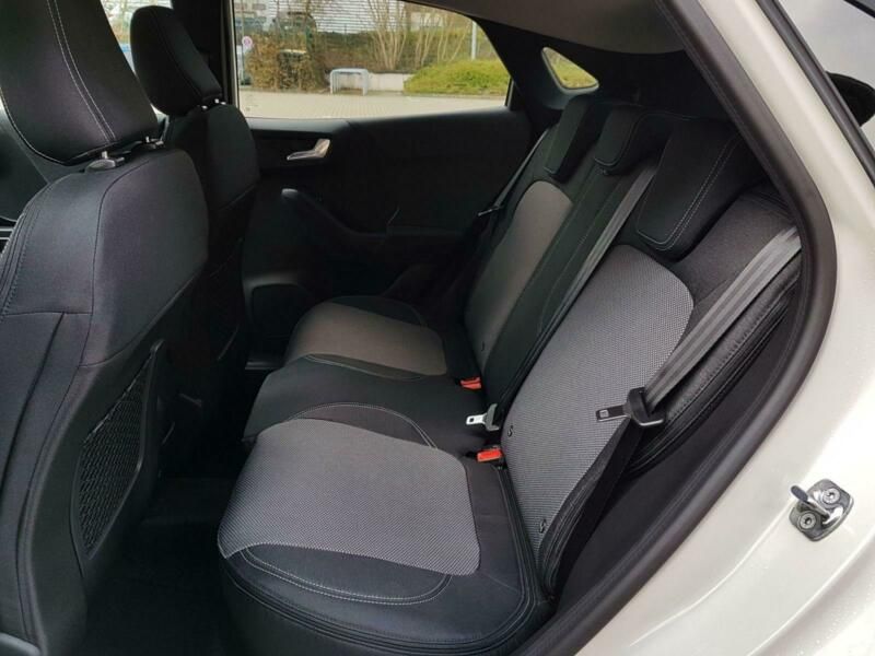 Ford Puma • 2019 • 25,490 km 12