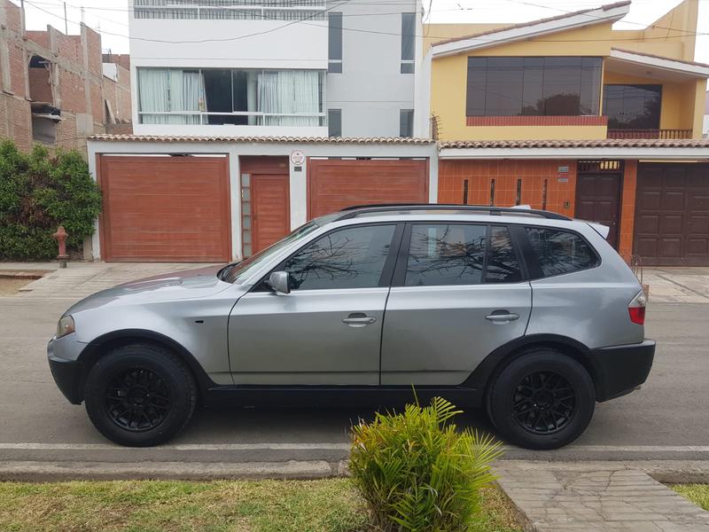 BMW X3 • 2005 • 119,999 km 8