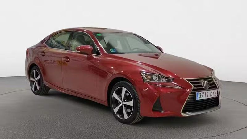 Lexus IS • 2019 • 45,000 km 2