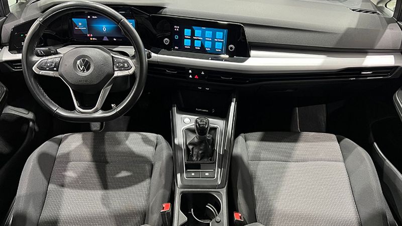 Volkswagen Golf • 2021 • 66,500 km 2