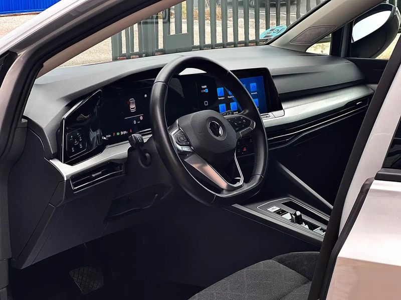 Volkswagen Golf • 2020 • 40,000 km 5