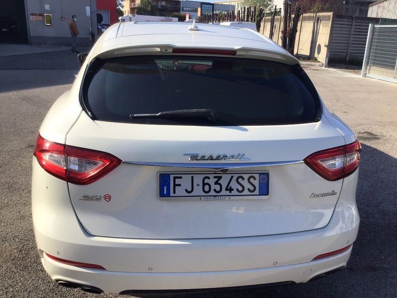 Maserati Levante • 2017 • 113,412 km 4