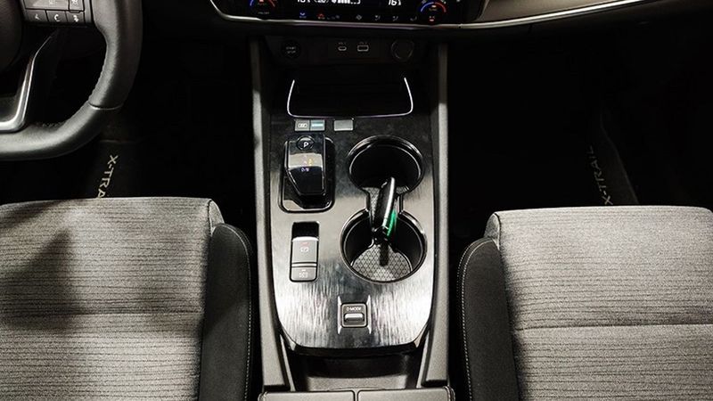 Nissan X-Trail • 2024 • 7,487 km 12