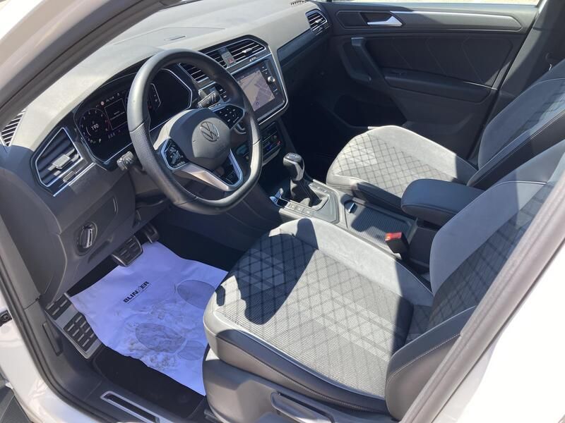 Volkswagen Tiguan • 2022 • 56,228 km 23