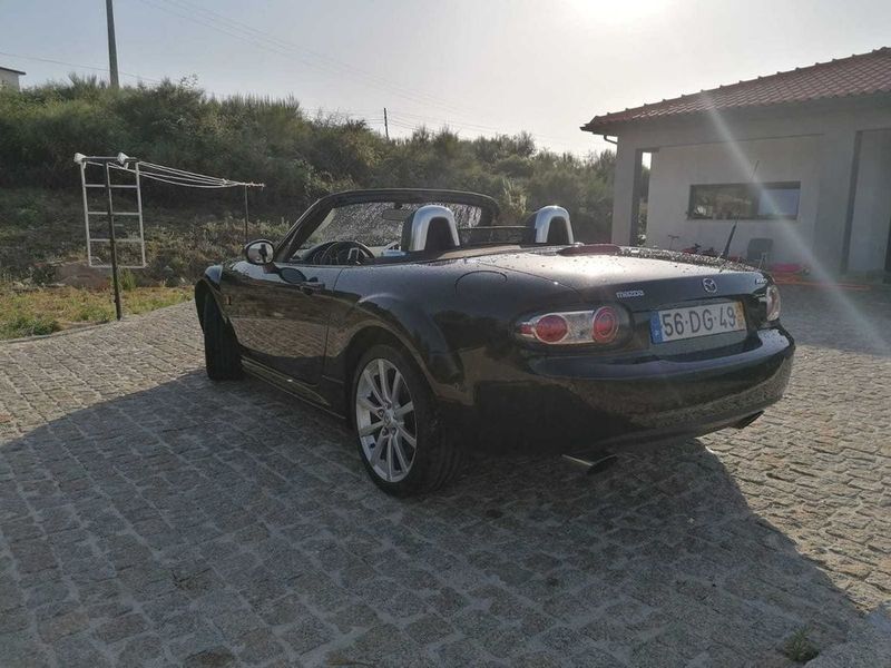 Mazda MX-5 • 2007 • 140,000 km 4