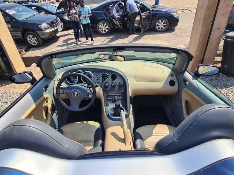 Pontiac Solstice • 2007 • 89,354 km 7