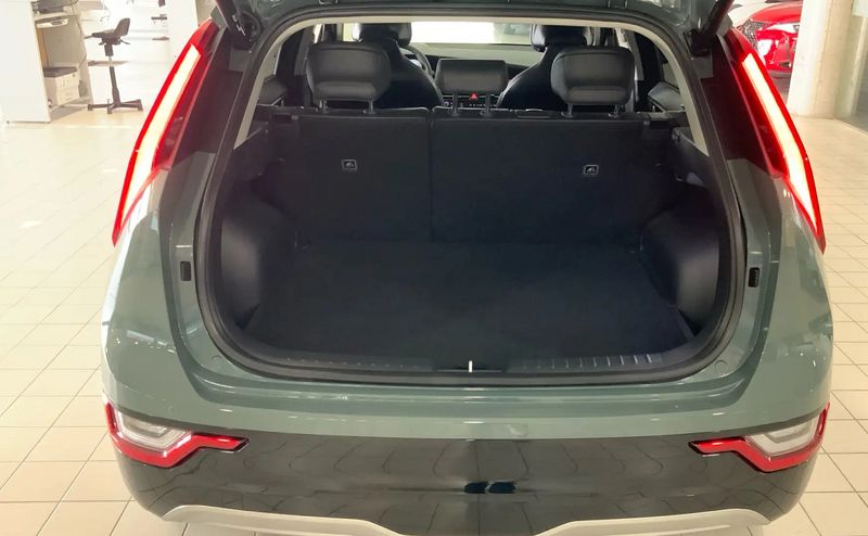 Kia Niro EV • 2023 • 27,800 km 12