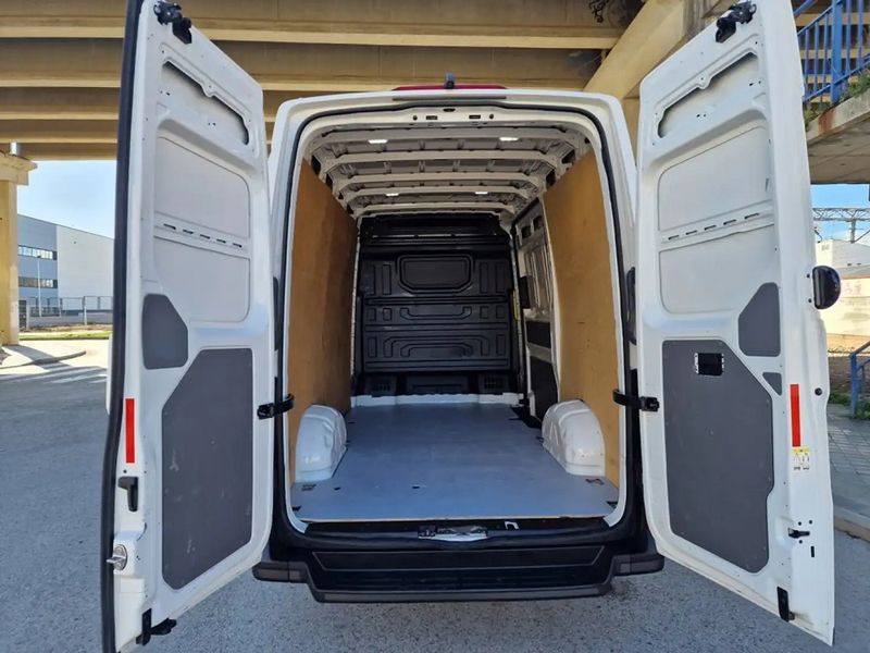 Volkswagen Crafter • 2021 • 146,000 km 6