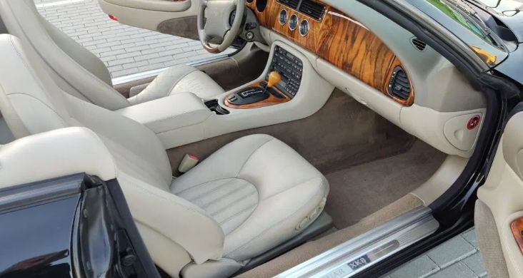 Jaguar XK • 1998 • 73,000 km 7