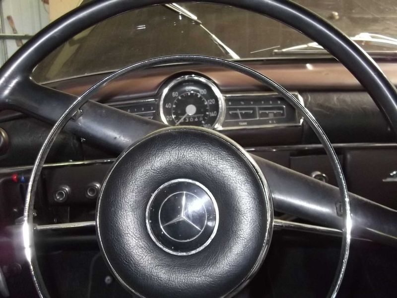 Mercedes-Benz 190 • 1957 • 94,000 km 3