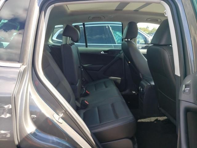 Volkswagen Tiguan Limited • 2013 • 10,000 mi 6