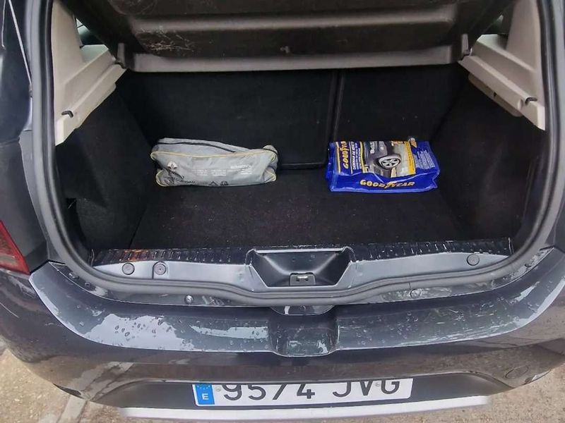 Dacia Sandero • 2016 • 29,392 km 5