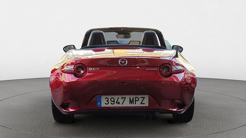 Mazda MX-5 • 2024 • 6,883 km 12