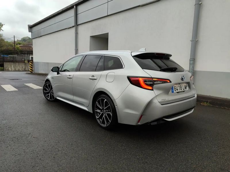 Toyota Corolla Hybrid • 2021 • 93,000 km 14