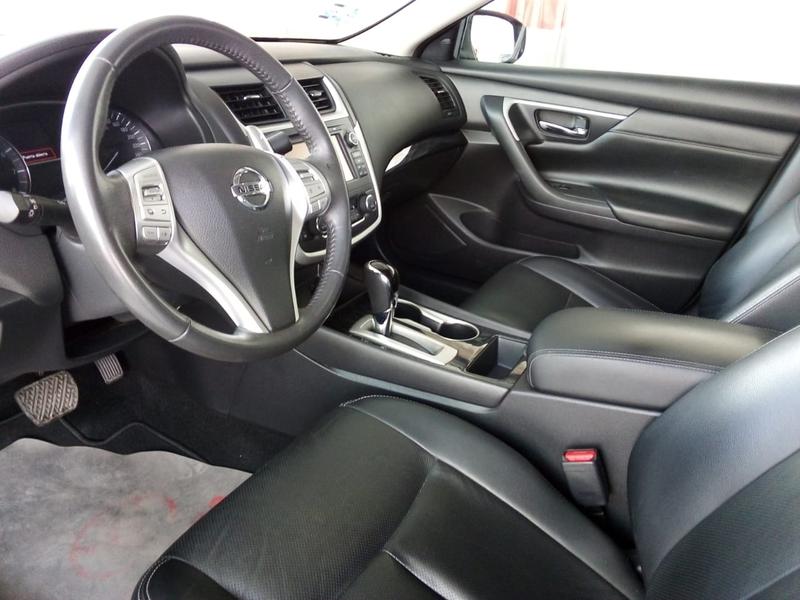 Nissan Altima • 2017 • 46,000 km 10