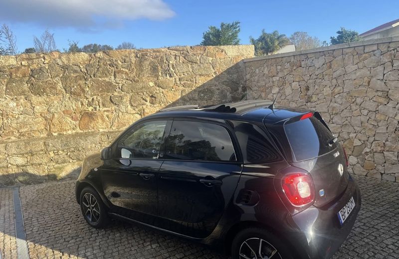 Smart Forfour • 2021 • 19,555 km 4