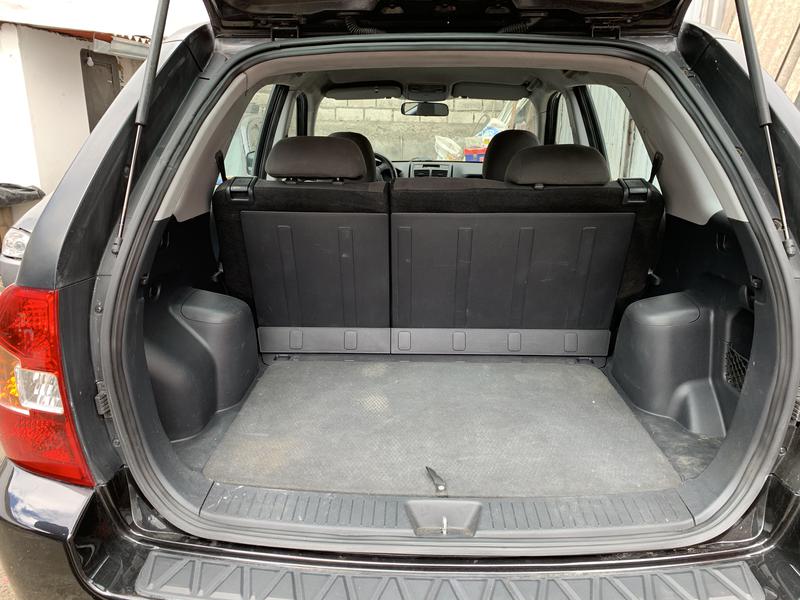 Kia Sportage • 2011 • 240,000 km 10