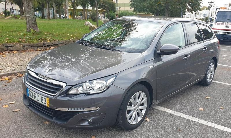 Peugeot 308 • 2016 • 130,000 km 1