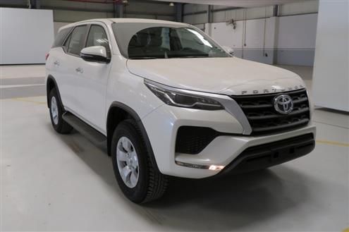Toyota Fortuner • 2019 • 45 km 1