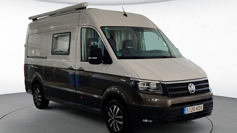 Volkswagen Crafter • 2017 • 94,835 km 1