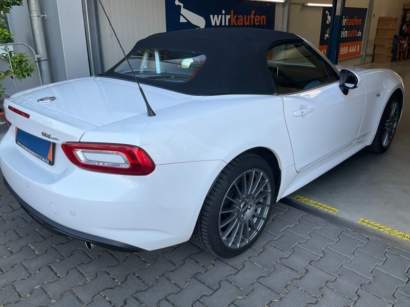 Fiat 124 Spider • 2017 • 53,000 km 9