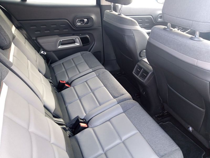 Citroën C5 • 2019 • 43,800 km 3