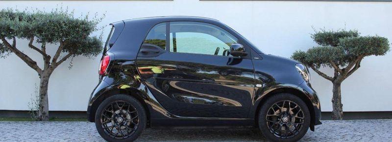 Smart fortwo • 2019 • 19,000 km 3