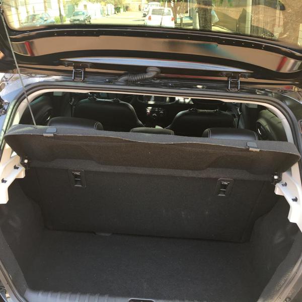 Chevrolet Onix • 2019 • 10,400 km 9