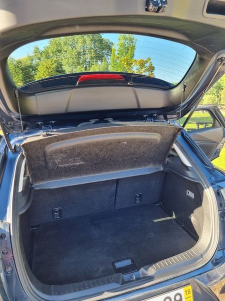 Mazda CX-3 • 2018 • 42,000 km 2