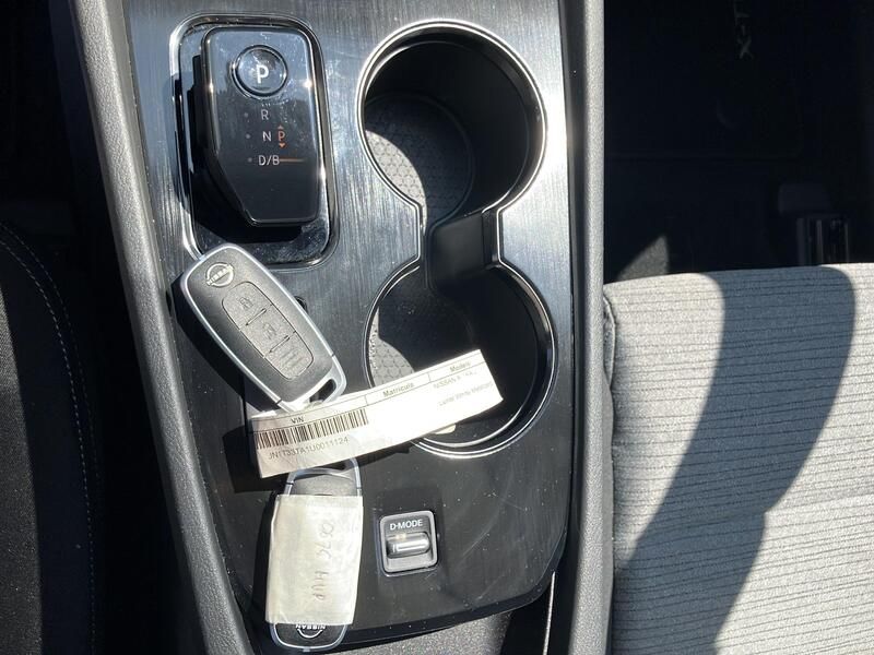 Nissan X-Trail • 2024 • 15,120 km 17