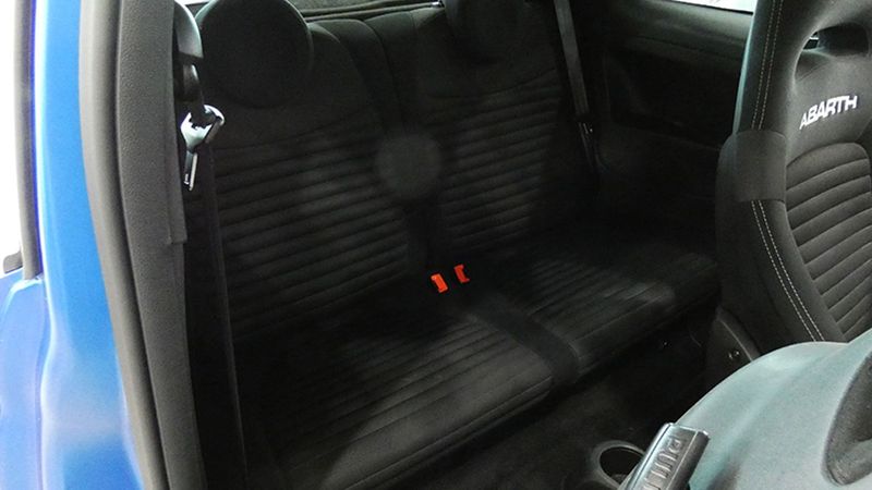 Fiat 500 • 2021 • 23,789 km 22