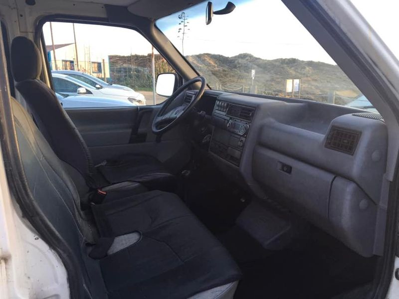 Volkswagen T4 • 2009 • 98,000 km 5