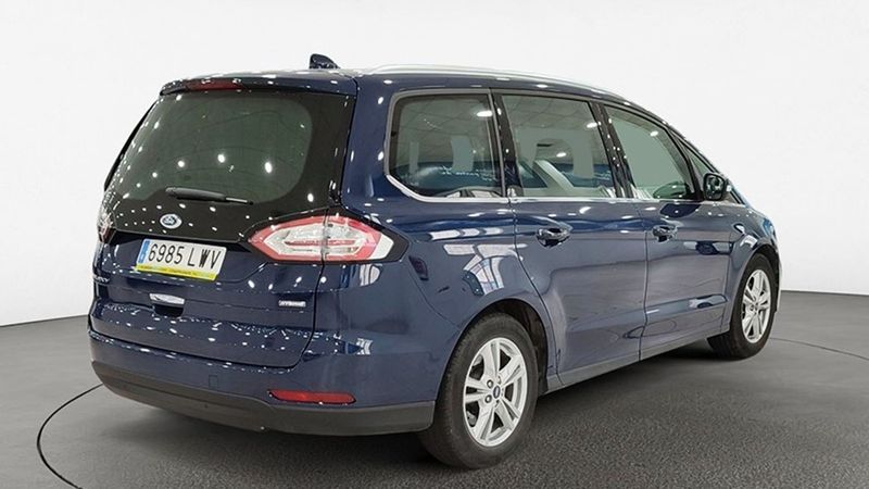 Ford Galaxy • 2022 • 32,412 km 5
