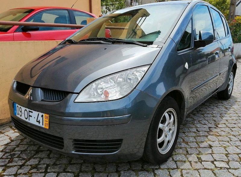 Mitsubishi Colt • 1999 • 2,008 km 1