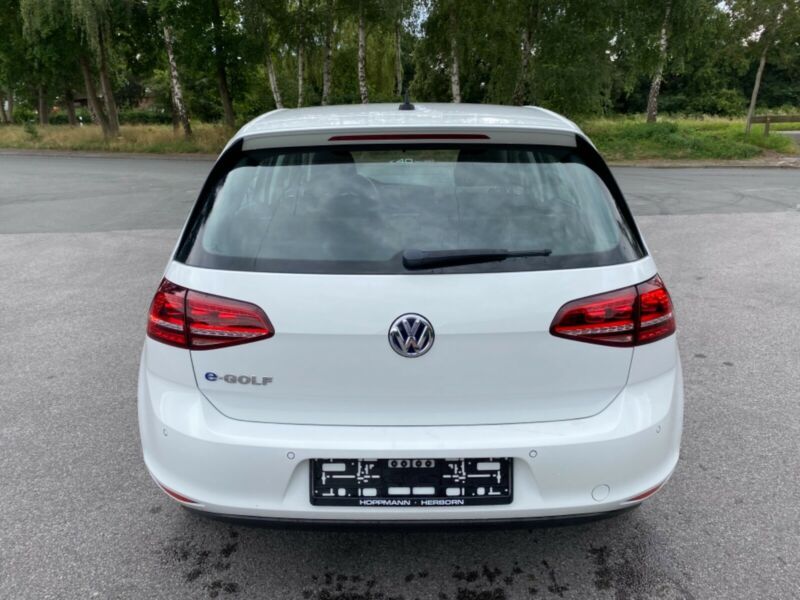 Volkswagen Golf • 2014 • 103,000 km 5