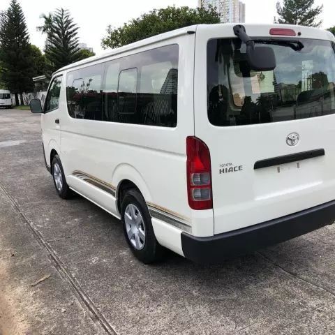 Toyota Hiace • 2018 • 56 km 2