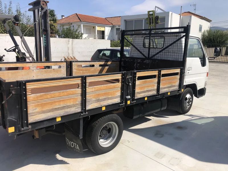 Toyota Dyna • 1997 • 257,000 km 3