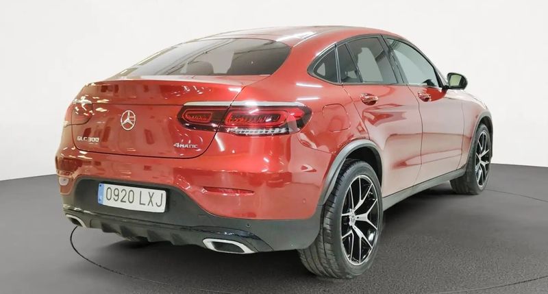 Mercedes-Benz GLC-Class • 2022 • 57,352 km 3