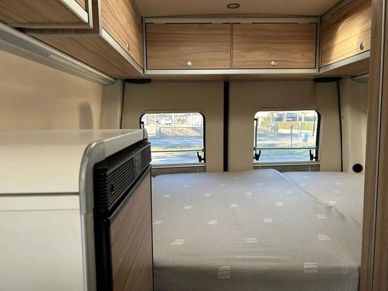 Mercedes-Benz 100 D • 2019 • 124,000 km 16