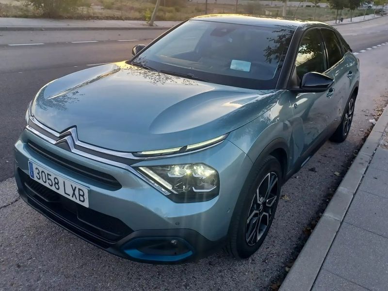 Citroën C4 • 2022 • 15,000 km 1
