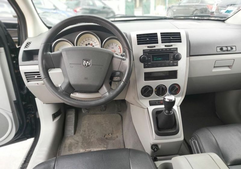 Dodge Caliber • 2007 • 230,000 km 2