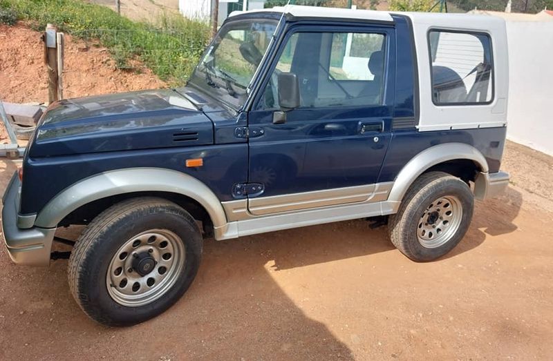 Suzuki Samurai • 1995 • 71,000 km 3