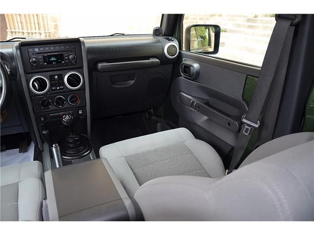 Jeep Wrangler • 2010 • 139,000 km 10