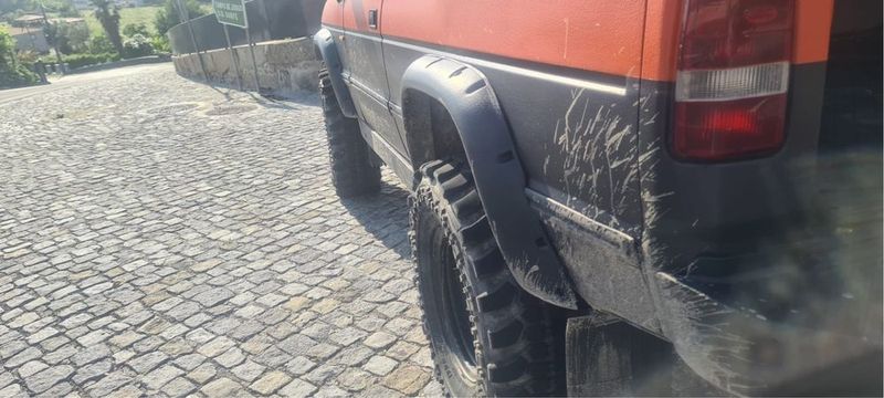 Land Rover Range Rover • 1998 • 284,000 km 7