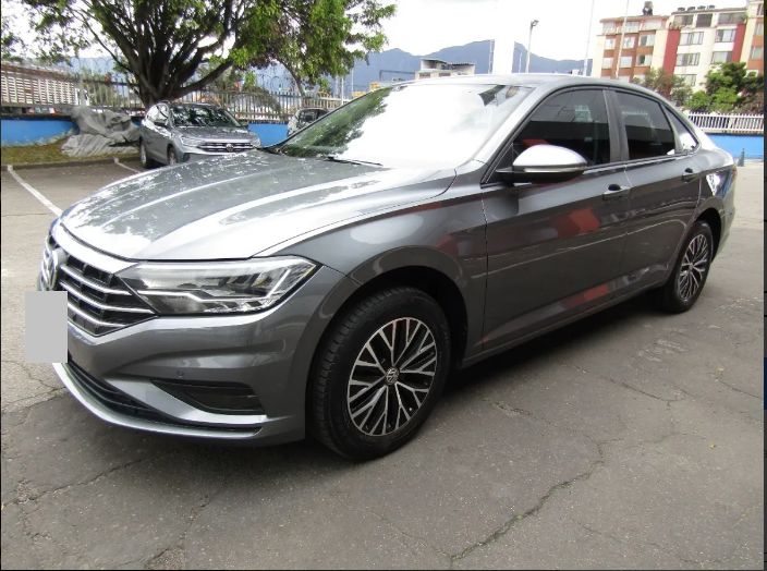 Volkswagen Jetta • 2020 • 65,000 km 1