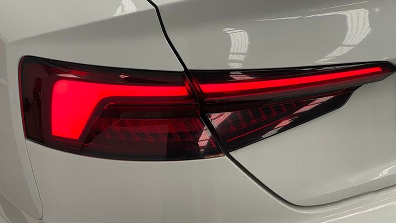 Audi A5 • 2017 • 150,020 km 12