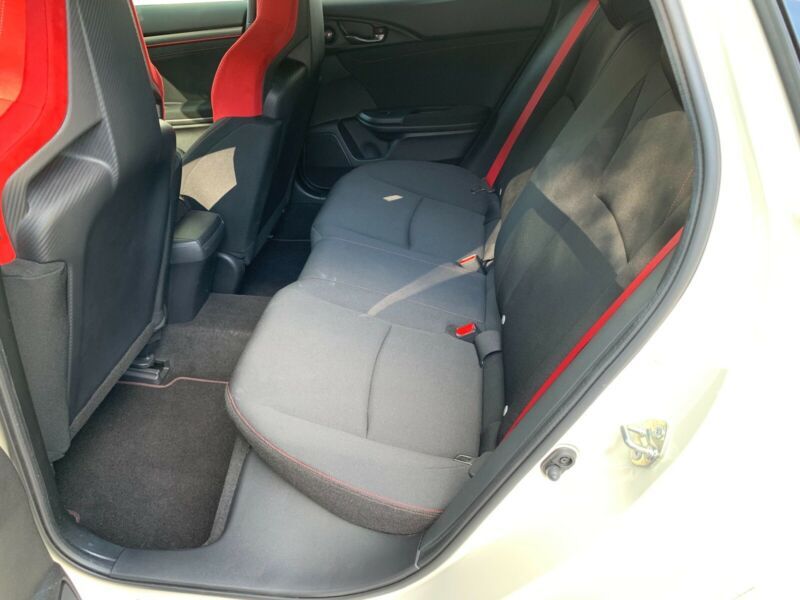 Honda Civic • 2017 • 124,000 km 10